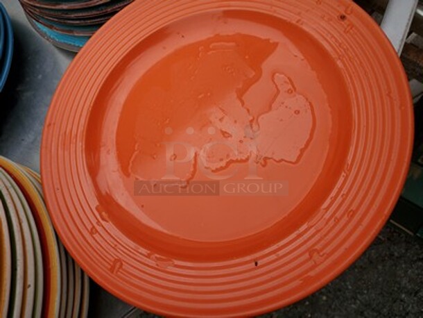 Round Porcelain Dinner Plate. - Image 2 of 4
