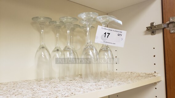8 Champagne Glasses (Location 1)