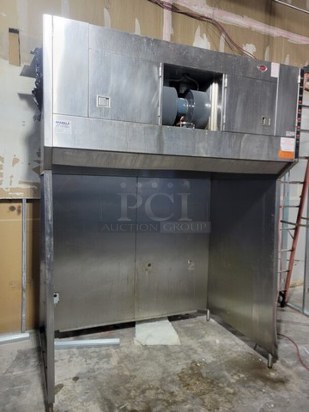 Wells 5N-WVU-72 208/240Volts Universal 72" Ventless Hood System for Multiple Appliances  - Image 5 of 10