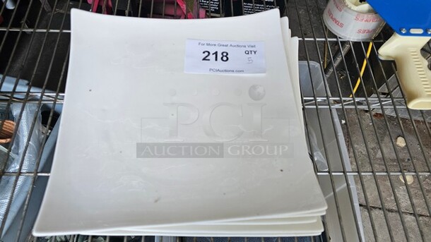 Lot of 5 Square Plates - Image 1 of 4