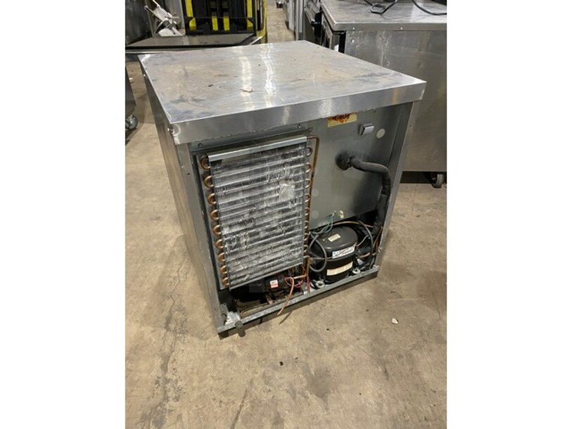 Nice! Delfield 406- STAR2 Stainless Steel Commercial Single Door Undercounter Cooler. 115 Volts, 1 Phase.
 - Image 3 of 7
