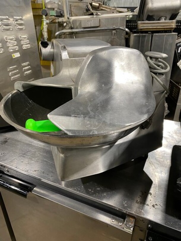 Hobart Commercial Countertop Buffalo Chopper! All Stainless Steel! Model: 84186 SN: 561128541 115V 60HZ 1 Phase  - Image 2 of 7