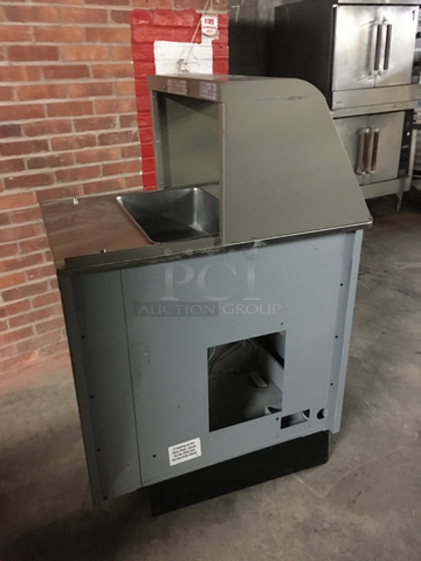 Duke Commercial Soup/Food Warming Station! Electric Powered! All Stainless Steel! On Legs! Model: SWH700-25FLM SN:02102660 120V 60HZ 1 Phase - Image 3 of 7