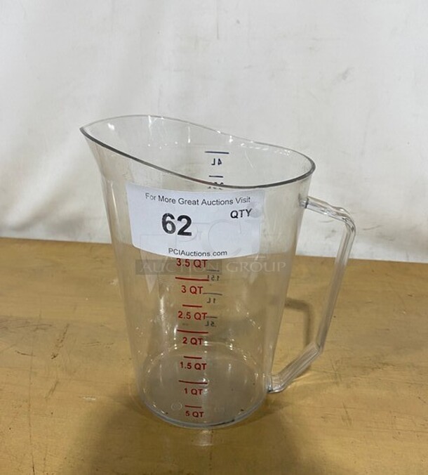 Cambro 4QT Measuring Cup! - Image 1 of 7