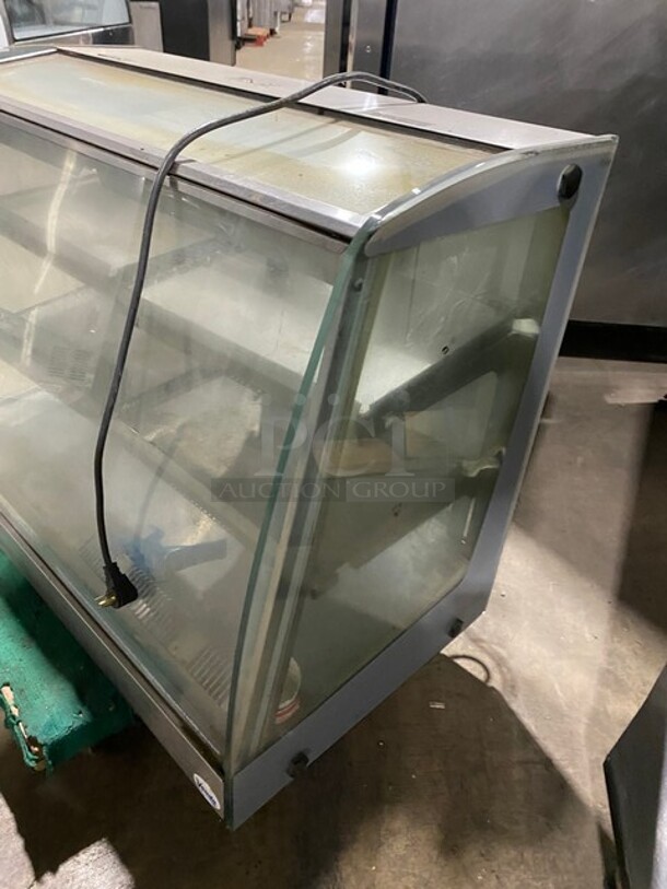 Vendo Commercial Countertop Food Warming Display Case! All Stainless Steel! Model: HFD000006 SN: 1406558 115V 60HZ 1 Phase - Image 2 of 7