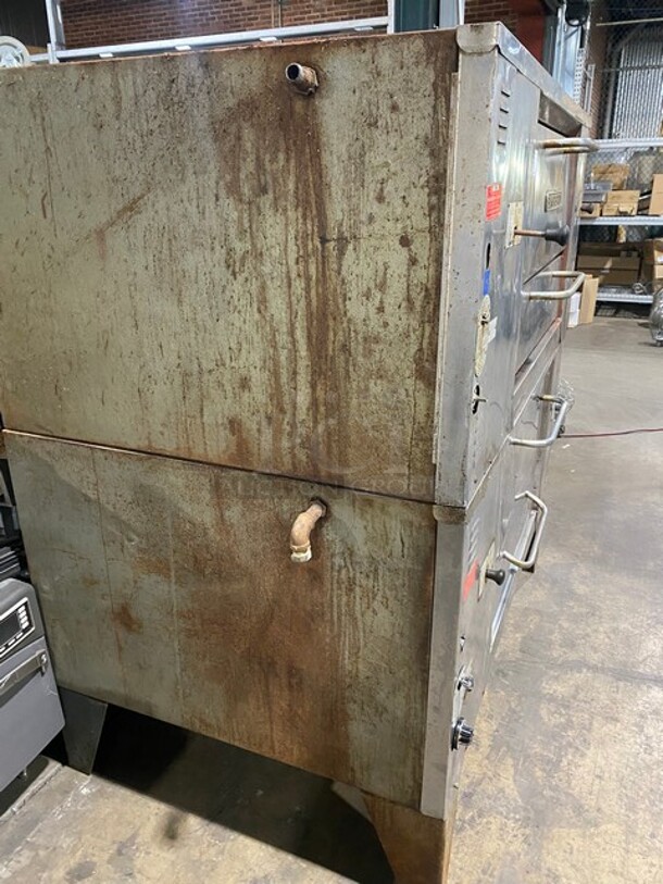 AMAZING! Bakers Pride Commercial Natural Gas Powered Double Deck Pizza/Baking Oven! With Stones! All Stainless Steel! Model D125 Serial C459! On Legs! 2x Your Bid Makes One Unit! SOME STONES MAY HAVE CRACKS! - Image 4 of 12