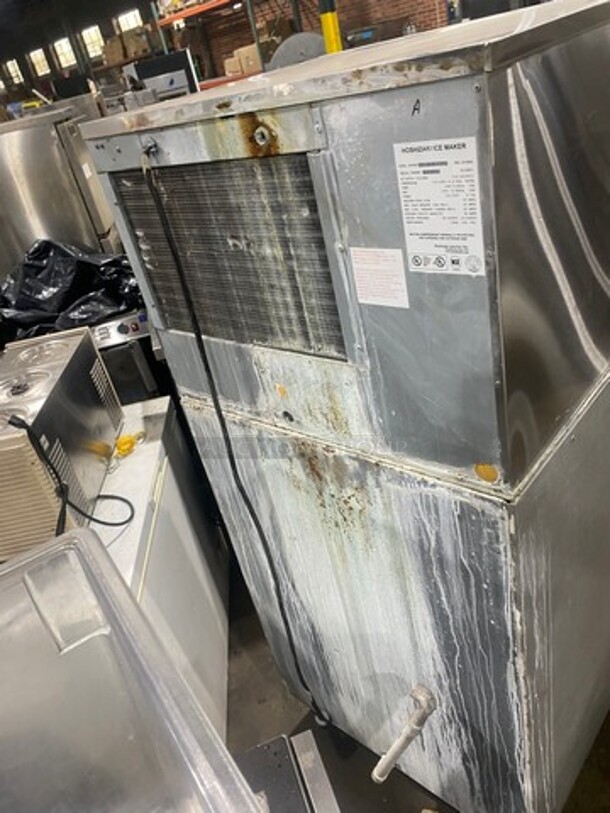 Hoshizaki Commercial Ice Maker Machine! With Commercial Ice Bin! All Stainless Steel! On Legs! Model: KML450MAH SN: N15485J 115/120V 60HZ 1 Phase - Image 4 of 8
