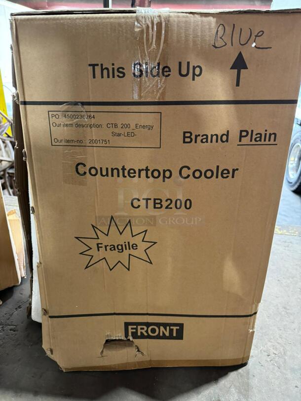 WOW! BRAND NEW! IN THE BOX! AHT Commercial Countertop Mini Reach In Cooler Merchandiser! With View Through Door! Eletric Powered! With Poly Coated Racks! Model: CTB200 SN: CTB200B11B1510V00178 115V - Image 6 of 7