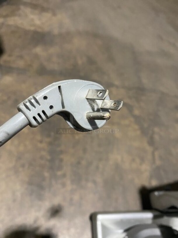 Hobart Commercial Countertop Deli/ Meat Slicer! All Stainless Steel! WORKING WHEN REMOVED! Model: 2812 SN: 561314514 120V 60HZ 1 Phase - Image 9 of 9