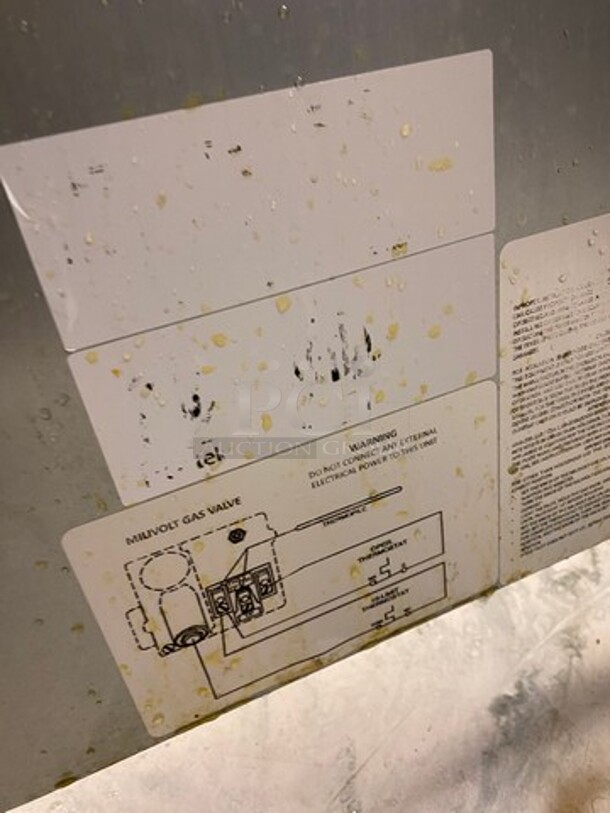 LATE MODEL! 2022 Asber Commercial Natural Gas Powered Deep Fat Fryer! With Metal Frying Baskets! With Backsplash! All Stainless Steel! On Casters! WORKING WHEN REMOVED! Model: AEF4050 - Image 8 of 9