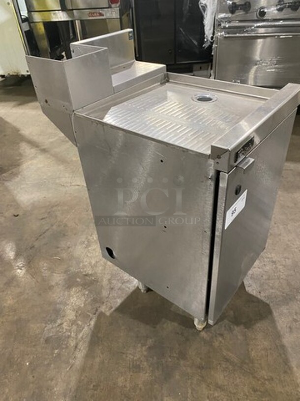 Perlick Under The Counter Drainboard! With Back Splash! With Storage Space Underneath! All Stainless Steel! On Legs! - Image 2 of 7