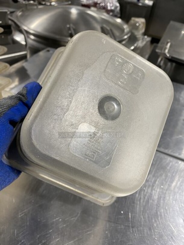 Cambro 1/6 Poly Food Bins! 7 X Your Bid!  - Image 4 of 4