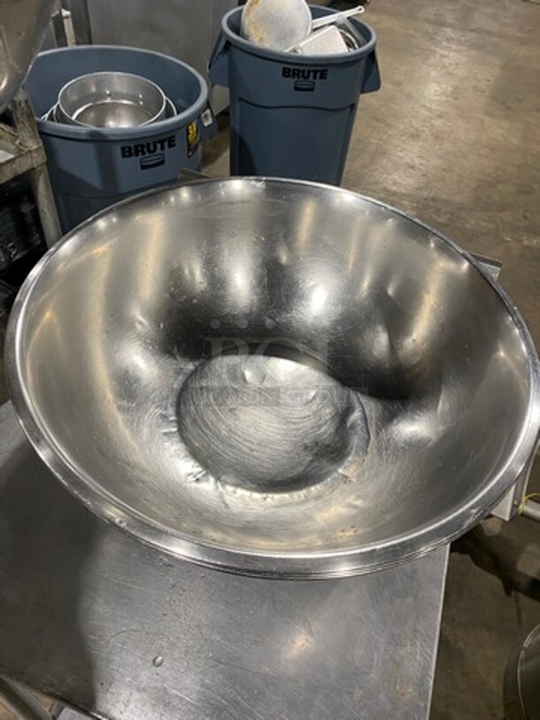 Large Stainless Steel Mixing Bowls! 5x Your Bid! - Image 5 of 5