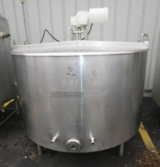Chester-Jensen Batch Stainless Steel Commercial Floor Style 500 Gallon Jacketed Mix Tank w/ Hinge Lid. 