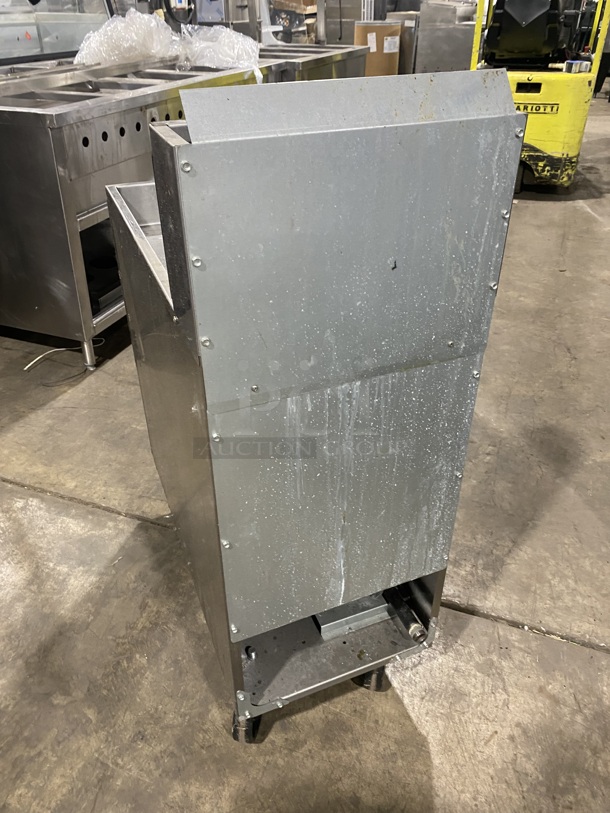 Asber Commercial Natural Gas Powered Deep Fat Fryer! With Backsplash! All Stainless Steel! On Casters! MODEL: EF4050SENGCAS SN:8103024858! - Image 4 of 8