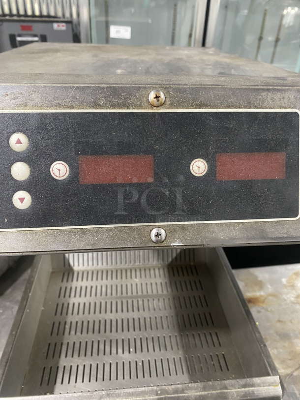 Marshall Countertop All Stainles Steel Crisp-N-Hold Dump Station! Model RR5-18 Serial 1019H 59876! 120V1 Phase! Working When Removed!  - Image 3 of 6