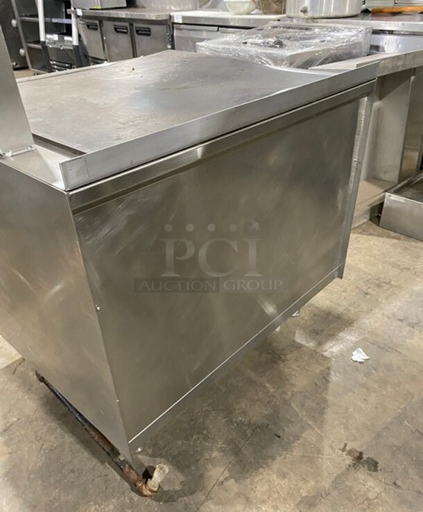 Electrolux Natural Gas Powered All Stainless Steel Plancha Flat Grill! ERMA Edition! Built On Stainless Steel Stand! On Legs! - Image 5 of 9