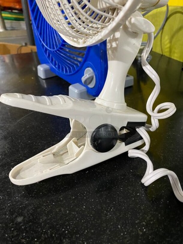 Holmes Small Countertop Fans! 2x Your Bid! - Image 3 of 7