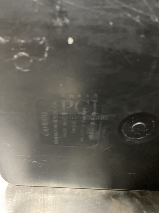 Cambro Half Sized Food Pan! - Image 6 of 6