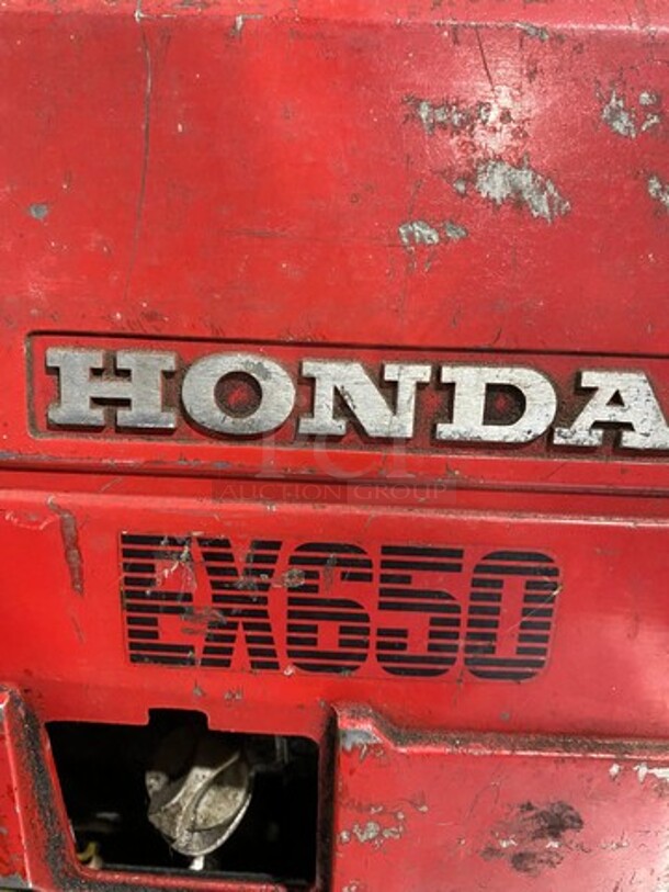 Honda Portable Generator! Model: EX650 - Image 5 of 7