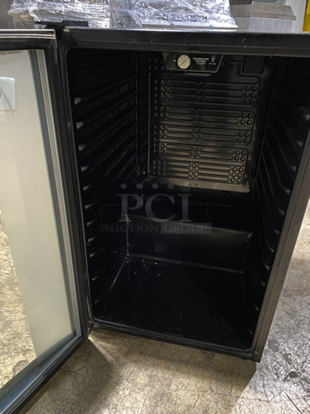 Magic Chef Commercial Single Door Mini Wine Cooler Merchandiser! With View Through Door! Model: MCWC45MCG 115V 60HZ - Image 6 of 8
