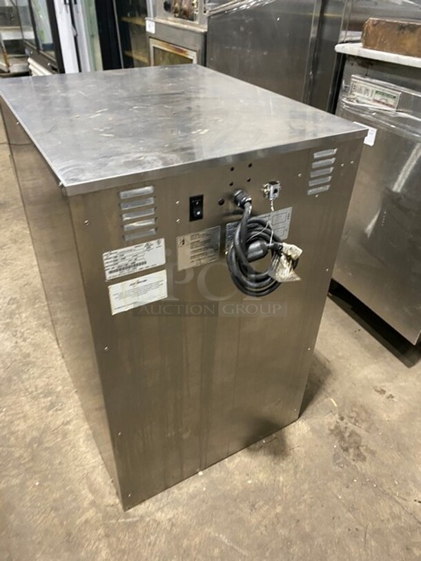 Alto Shaam Commercial Electric Powered Cook N Hold Oven! All Stainless Steel! Model 1000TH/III Serial 2041195000! 208/240V 1Phase! - Image 4 of 8