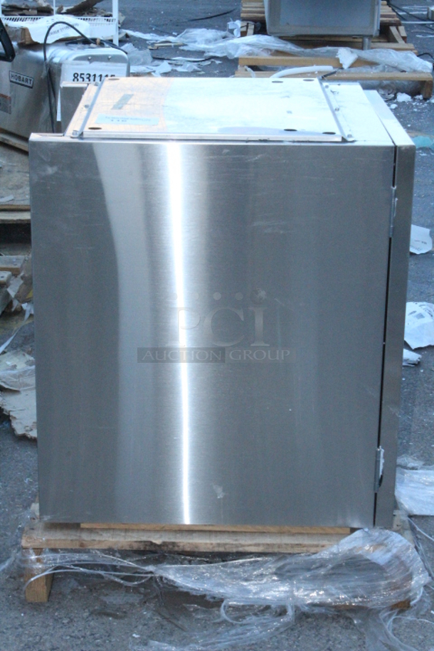BRAND NEW SCRATCH & DENT! Scotsman HID540A-1 Meridian 21 1/4" Air Cooled Nugget Ice Machine with 40 lb. Bin, Water Dispenser, and Equipment Stand with Door - 115V, 500 lb. Top of the unit is dented.  - Image 5 of 7