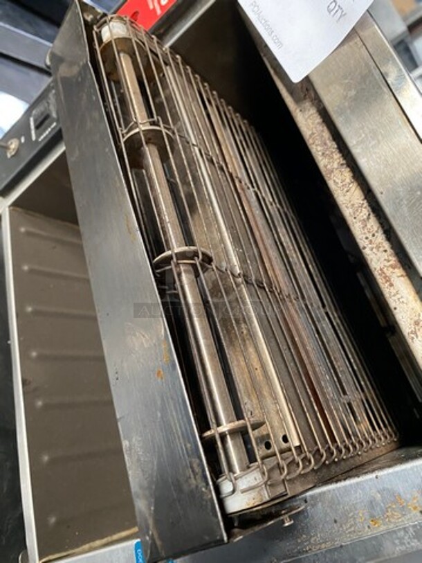 Waring Commercial Countertop Conveyor Toaster Oven! All Stainless Steel! 120V - Image 5 of 6