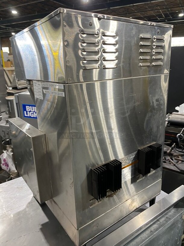 BUNN! All Stainless Steel! Dual Coffee Brewer/Dispenser! 120/208V! 60HZ! 1 Phase! - Image 3 of 10