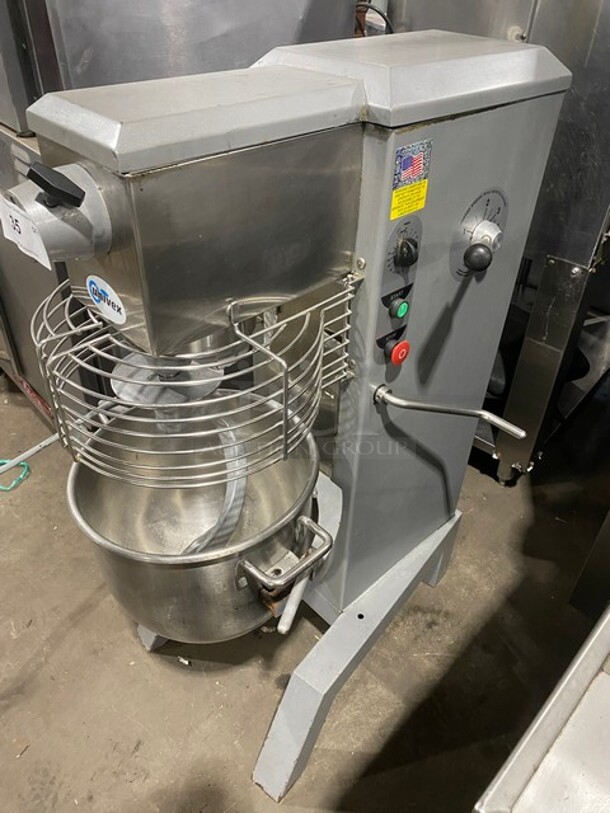  UNIVEX 30qt Floor Style Planetary Mixer With Guard! Heavy Duty Stainless Steel Bowl! MN:SRM30 Serial:M14010069! 115V 1 Phase! 
 - Image 2 of 9