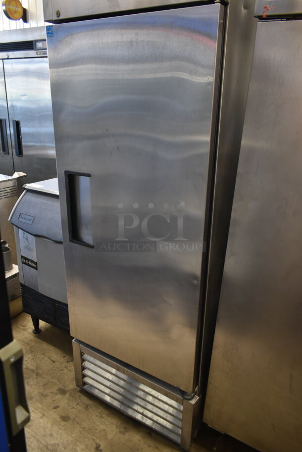 2012 True T-23F ENERGY STAR Stainless Steel Commercial Single Door Reach In Freezer w/ Poly Coated Racks. 115 Volts, 1 Phase. Tested and Powers On But Does Not Get Cold - Image 3 of 6