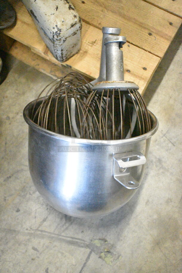 Hobart A-200-F Metal Commercial Floor Style 20 Quart Planetary Dough Mixer w/ 2 Metal Mixing Bowl, Bowl Guard, Dough Hook, Paddle and 2 Whisk Attachments. 115 Volts, 1 Phase. Tested and Working! - Image 4 of 6