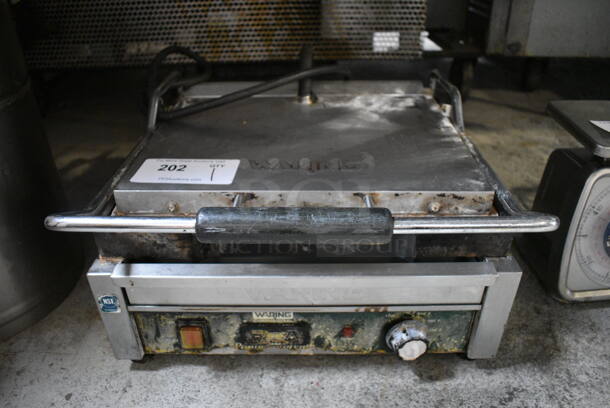Waring Stainless Steel Commercial Countertop Panini Press. 19x17x10. Tested and Working! - Image 1 of 5