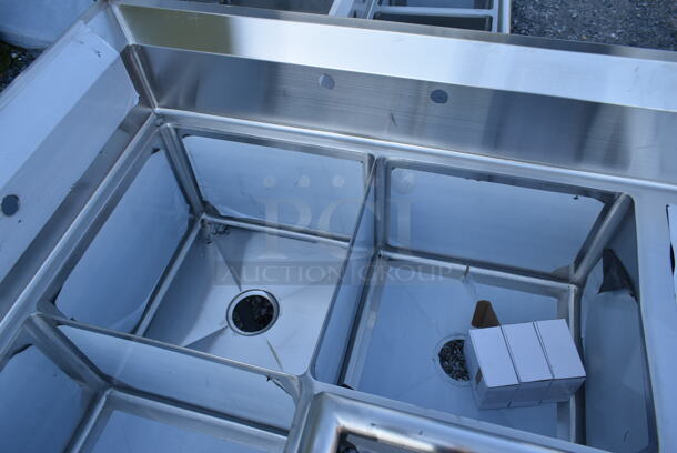 BRAND NEW SCRATCH AND DENT! Steelton 522S31818LRC Stainless Steel Commercial 3 Bay L Shaped Sink w/ Dual Drain Boards. Bays 18x18. Drain Boards 16x20 - Image 3 of 6