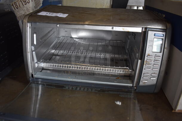 Black & Decker Metal Countertop Microwave Oven. 120 Volts, 1 Phase. 19x12x10 - Image 4 of 9