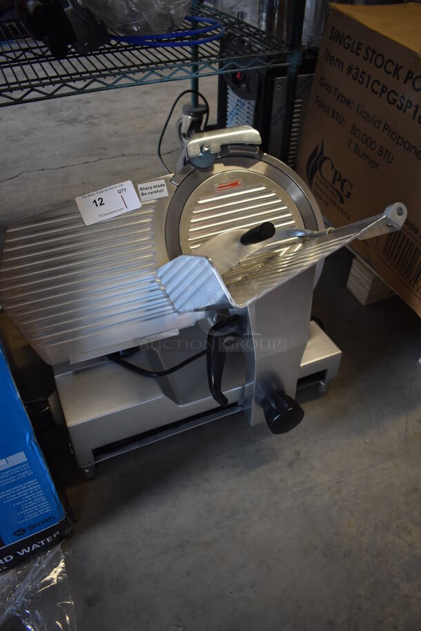 BRAND NEW SCRATCH AND DENT! Avantco 177SL512 Stainless Steel Commercial Countertop Meat Slicer w/ Blade Sharpener. 110-120 Volts, 1 Phase. 26x19x19. Tested and Working! - Image 3 of 7