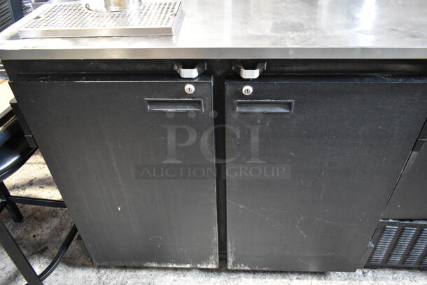 Migali BB592 Metal Commercial Direct Draw Kegerator w/ 3 Head Beer Tower and 3 Couplers. 115 Volts, 1 Phase. Tested and Working! - Image 5 of 9