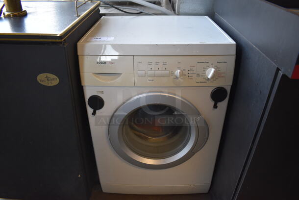 Bosch Axxis WFL2060UC Front Load Washer. 24x24x34