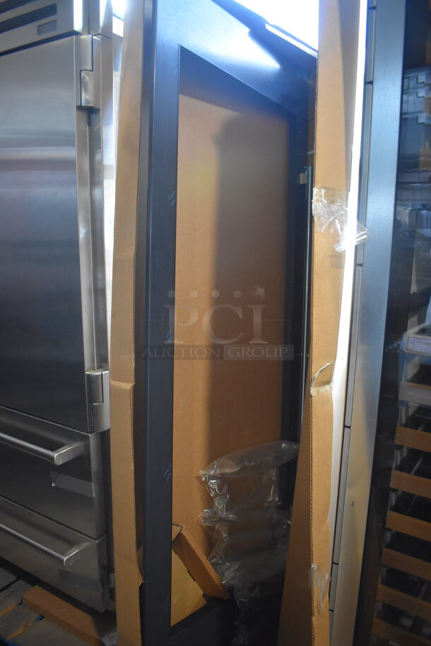 LIKE NEW! Sub Zero IW-30 Metal Commercial Single Door Reach In Wine Chiller Merchandiser. 115 Volts, 1 Phase. Unit Has Only Been Used a Few Times! Tested and Powers On But Does Not Get Cold - Image 5 of 7