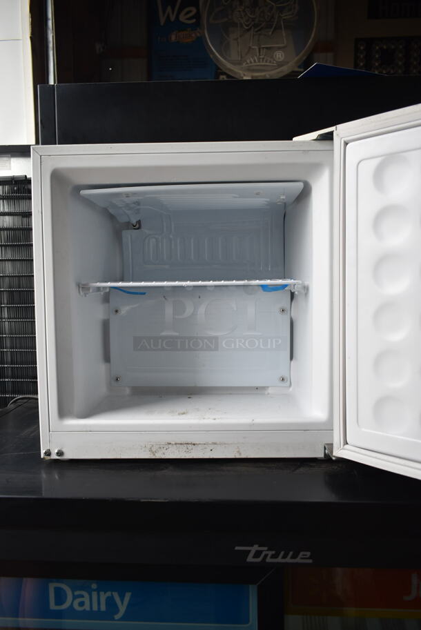 Haier HUM013EA Mini Freezer. 115 Volts, 1 Phase. Tested and Working! - Image 2 of 3