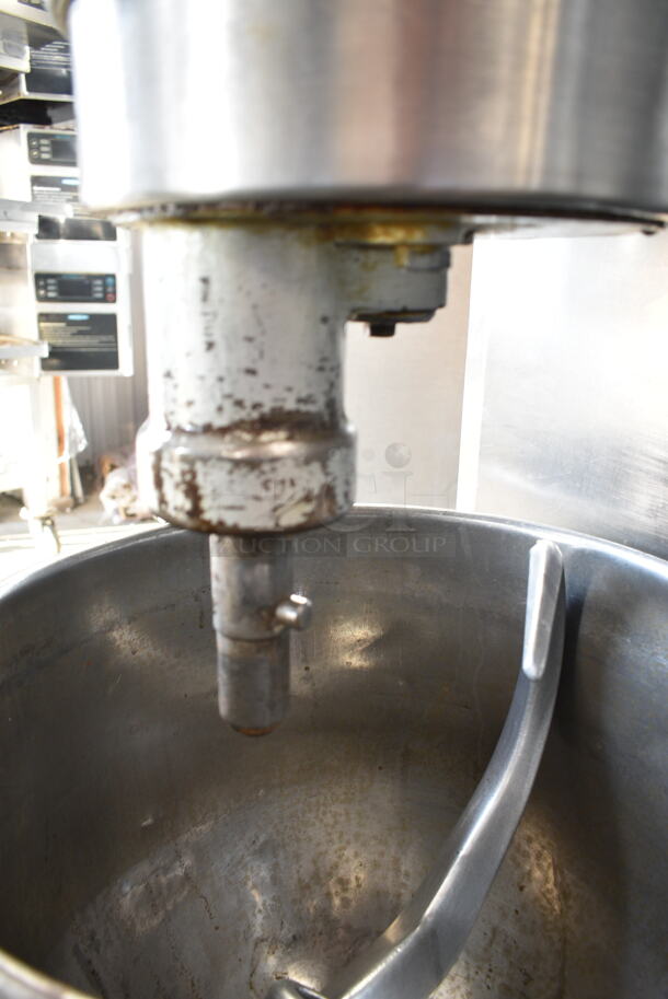 Hobart H 600 T Metal Commercial Floor Style 60 Quart Planetary Dough Mixer w/ Mixing Bowl and Dough Hook Attachment. 200 Volts, 3 Phase.  - Image 5 of 9
