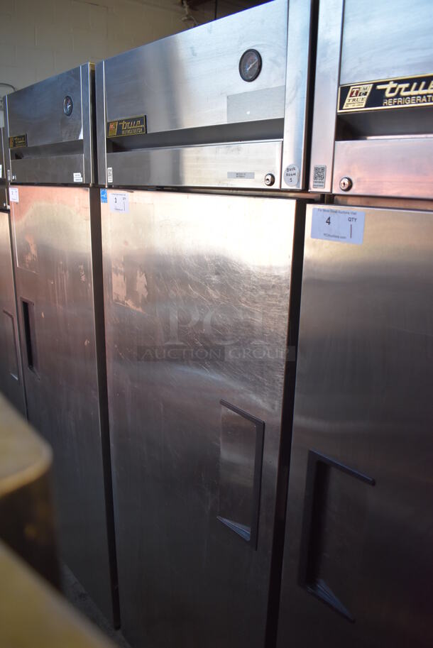 2012 True TG1R-1S ENERGY STAR Stainless Steel Commercial Single Door Reach In Cooler w/ Poly Coated Racks on Commercial Casters. 115 Volts, 1 Phase. 29x35x83. Tested and Working! - Image 2 of 5