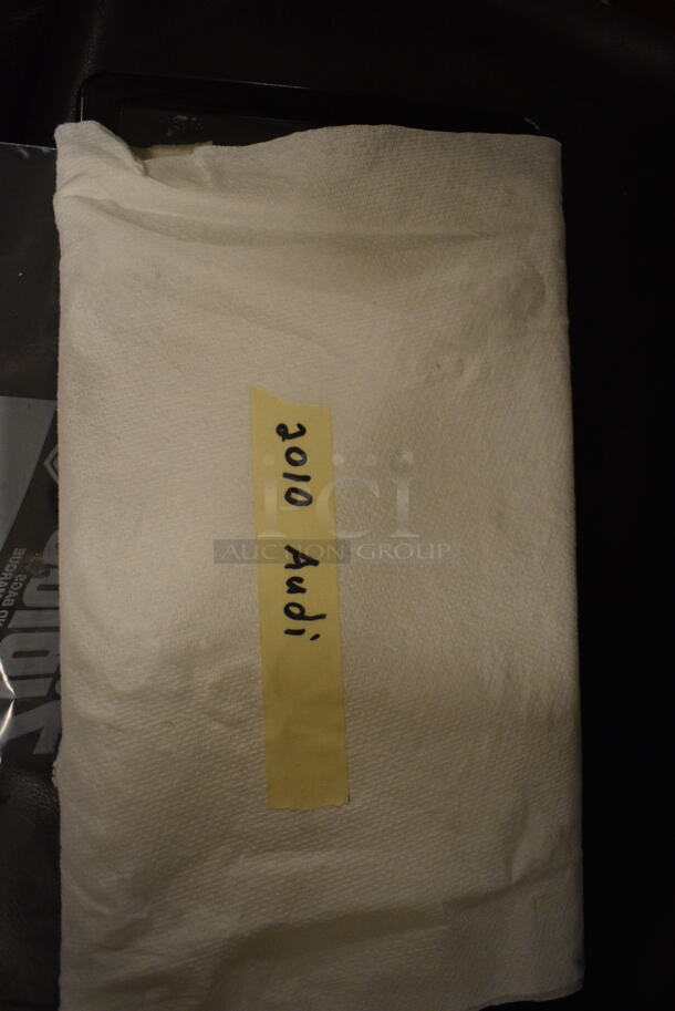 ALL ONE MONEY! Tier Lot of Various Items Including Plastic Containers, GIARC Handheld Flastloader, 2010 Audi License Plate Holder, and Grill Utensil Set - Image 4 of 7