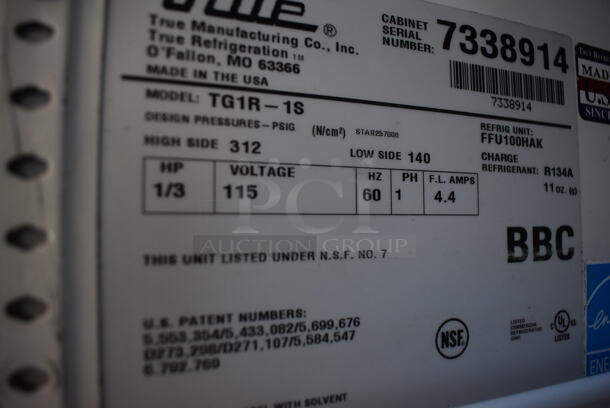 2012 True TG1R-1S ENERGY STAR Stainless Steel Commercial Single Door Reach In Cooler w/ Poly Coated Racks on Commercial Casters. 115 Volts, 1 Phase. 29x35x83. Tested and Working! - Image 4 of 5