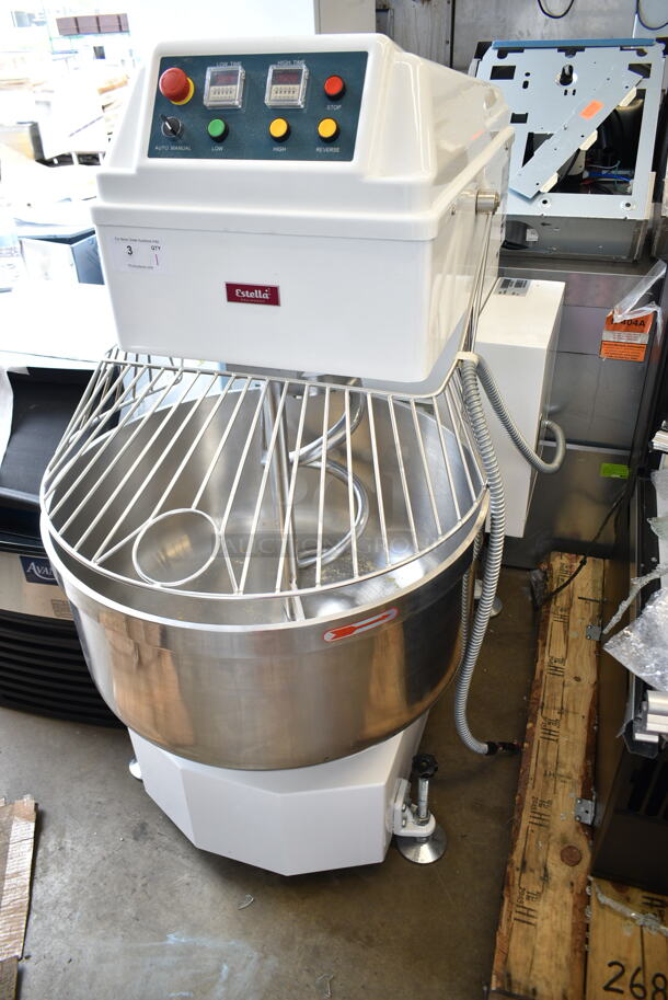 BRAND NEW SCRATCH AND DENT! Estella 348SM130 Metal Commercial Floor Style 130 Qt. / 195 lb. Two-Speed Spiral Dough Mixer w/ Stainless Steel Mixing Bowl, Bowl Guard and Dough Hook. 220 Volts.  - Image 3 of 9