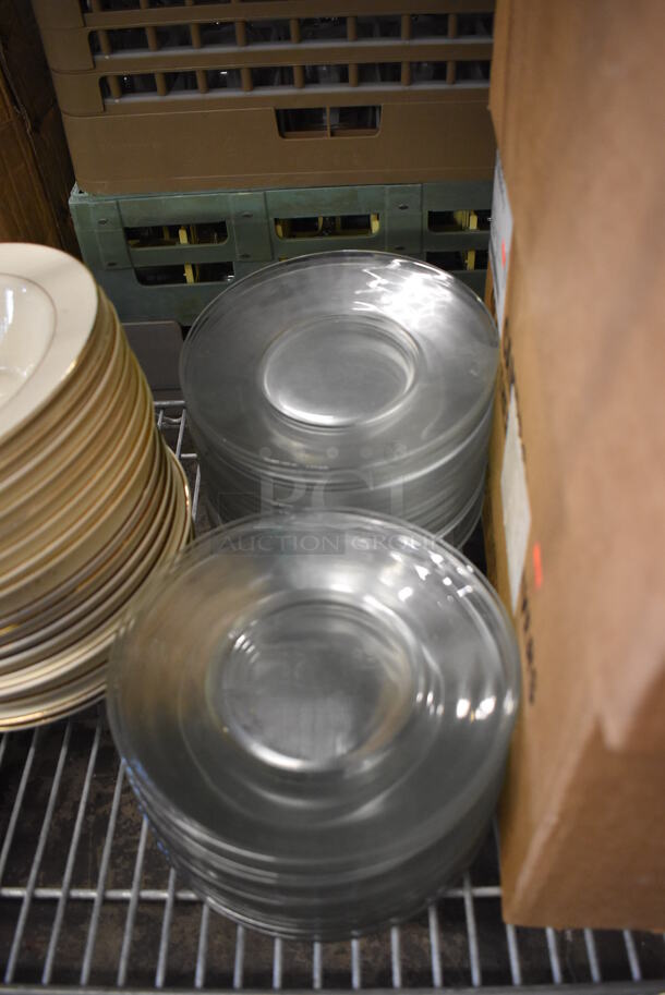 ALL ONE MONEY! Tier Lot of Various Items Including Glass and Ceramic Plates - Image 7 of 10