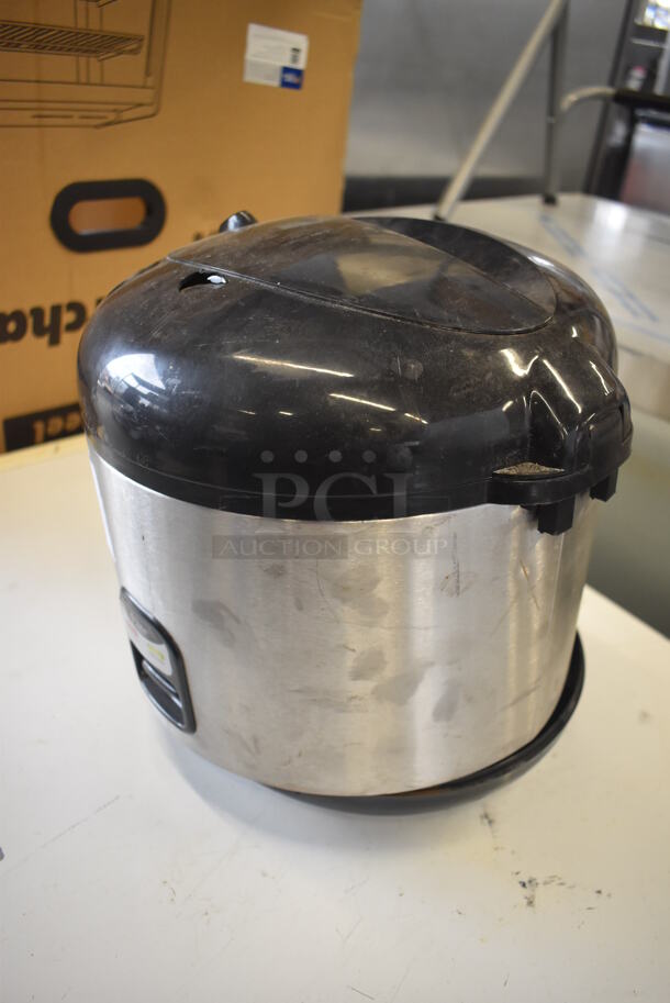 Elite DRC-1000B Metal Countertop Rice Cooker. 120 Volts, 1 Phase. 11x10x10.5 - Image 2 of 7