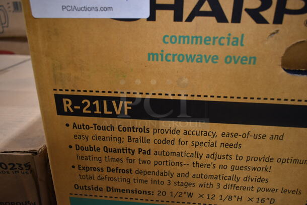 BRAND NEW IN BOX! Sharp R-21LVF Stainless Steel 1000w Commercial Microwave w/ Touch Pad. 120 Volts, 1 Phase.  - Image 4 of 4