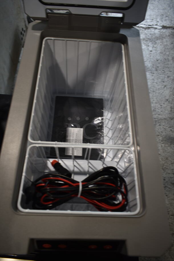 BRAND NEW SCRATCH AND DENT! Whynter FMC-350XP Metal Countertop 34 Quart Compact Portable Freezer Refrigerator. 115 Volts, 1 Phase. Tested and Working! - Image 6 of 7