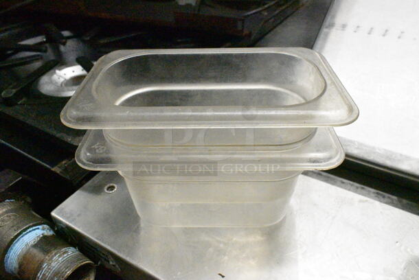 ALL ONE MONEY! Lot of 20 Items Including Poly Containers and Poly Drop In Bins.  - Image 6 of 9